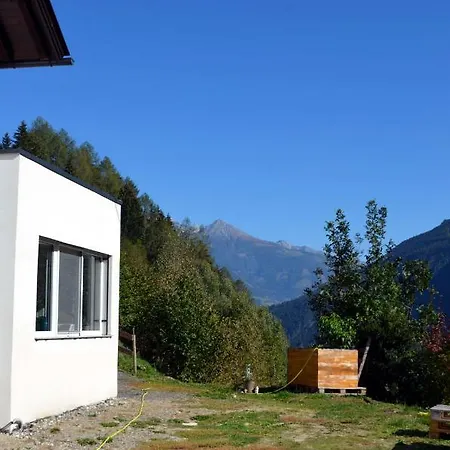 Schmidl Apartment